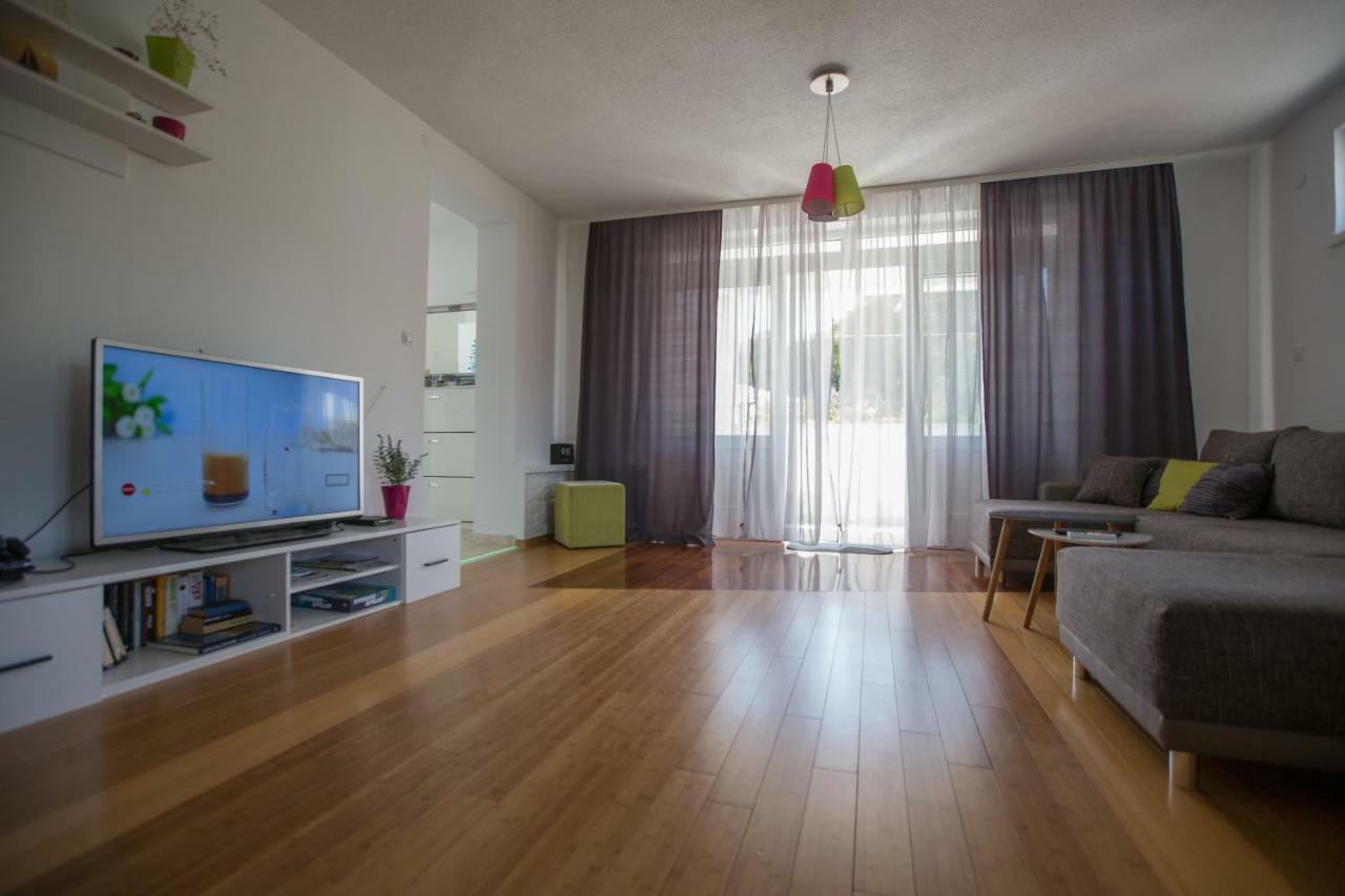 Luxury Apartment With Private Heated Pool Šibenik Exterior foto